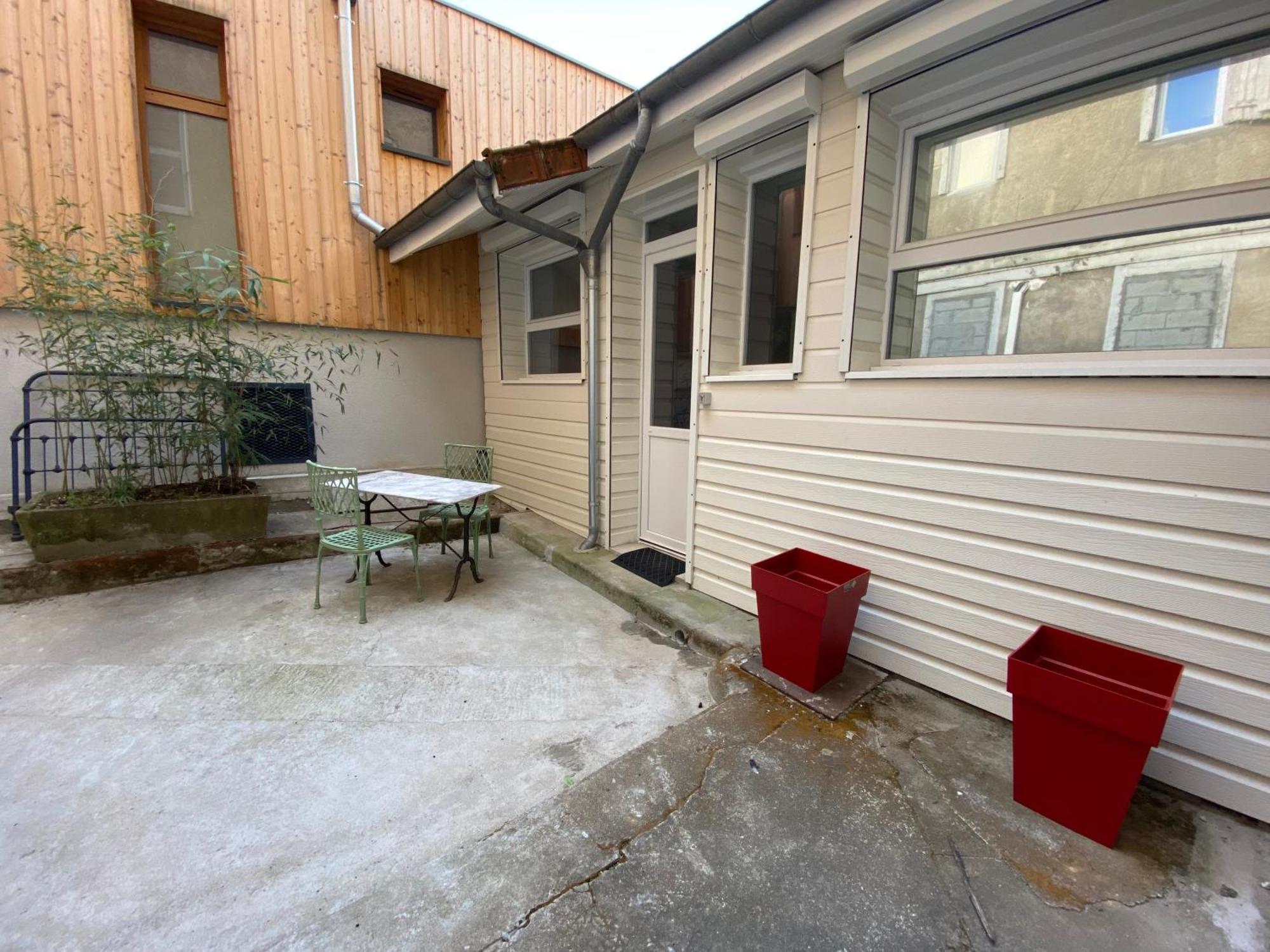 L'Adrien Studio Tout Confort Avec Terrasse Limoges Exterior photo